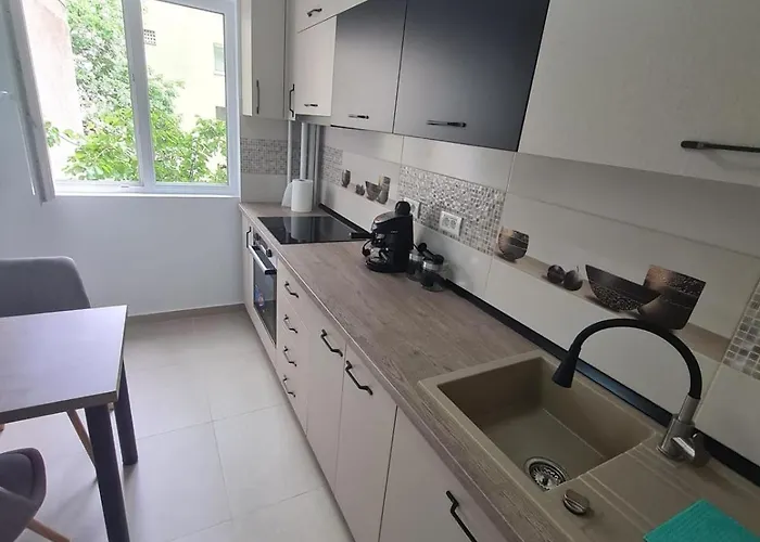 Modern Metrou Titan - Minis