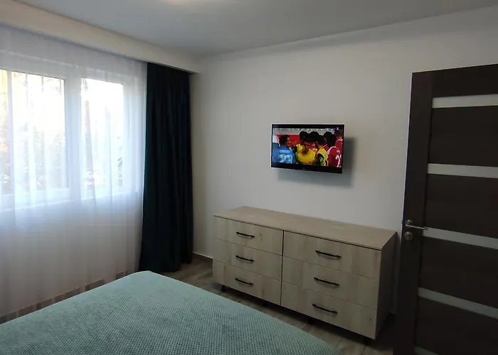 Modern Metrou Titan - Minis Бухарест