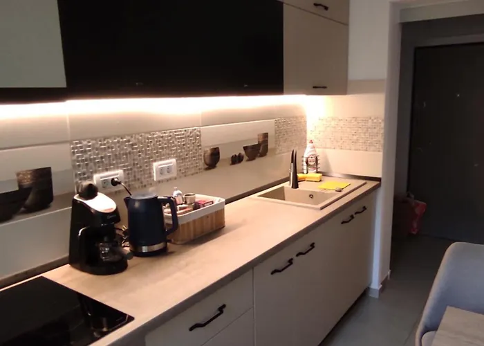 Modern Metrou Titan - Minis Appartamento